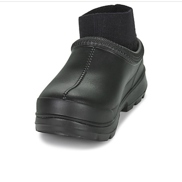 Rain boots Warm Water proof Uggs clog the removable UGGplush sockliner. - Picture 9 of 10